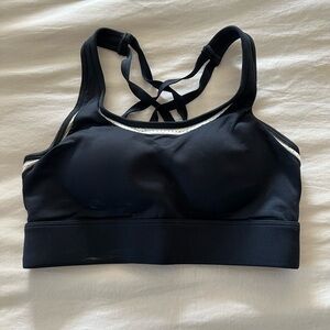 sports bra